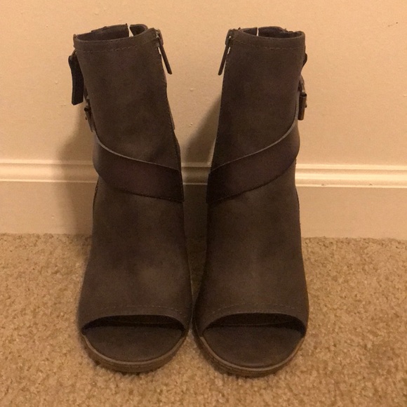 Block Heel Open-Toe Booties WOMEN 9 - Picture 2 of 5